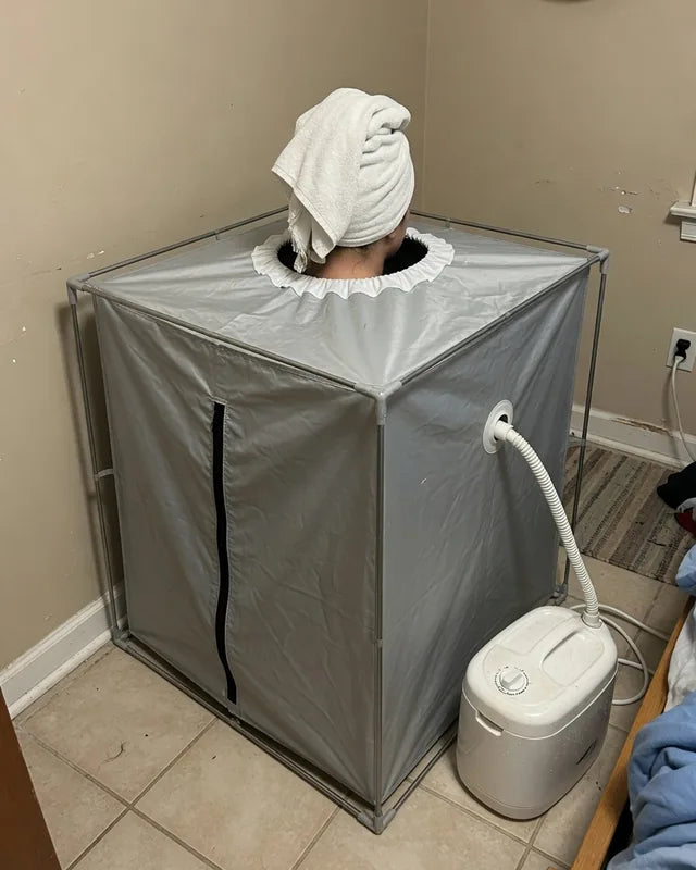 Imagen ilustrativa de un sauna portátil de bolsa con un vaporizador