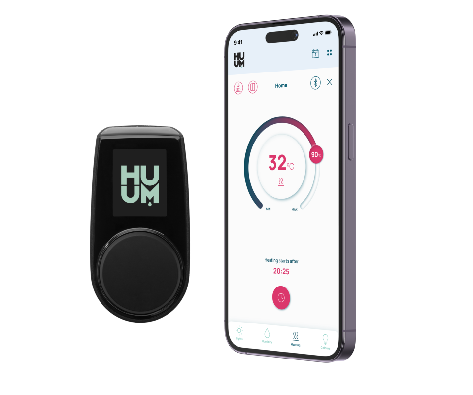Imagen oficial del control HUUM UKU negro ovalado junto a la app HUUM